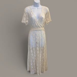 Beyond the Radar Lace Midi Overdress Size L Floral Wedding Bridal Boho Fairy